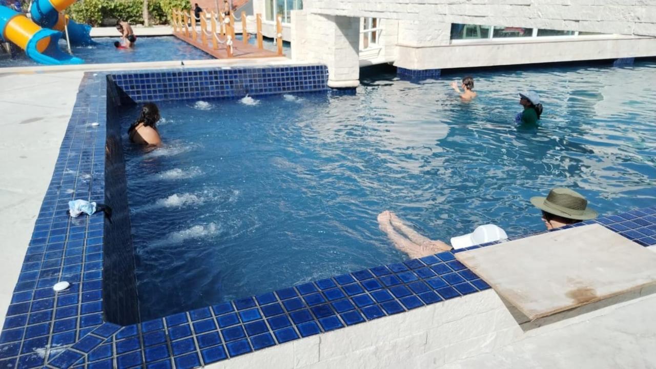 HotelZone L16 Beach Access Cancún Exterior foto